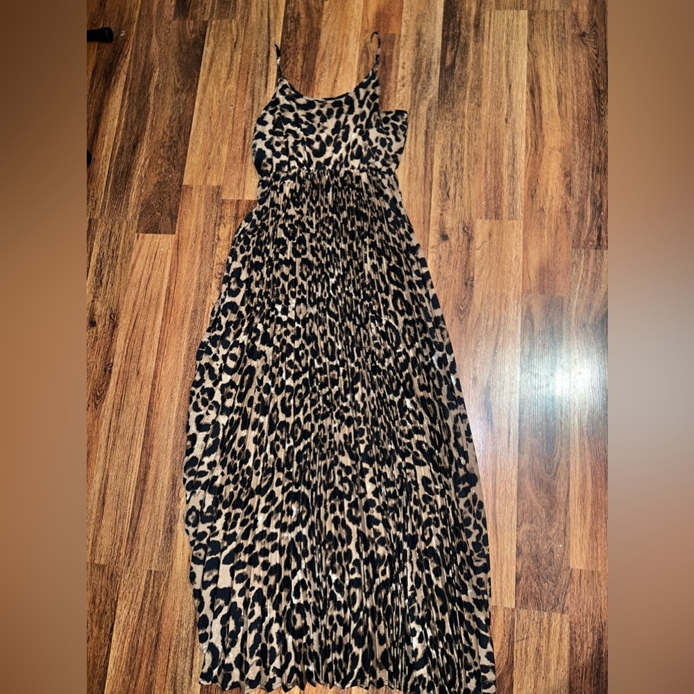 Cheetah Print Pleated Maxi Dress
